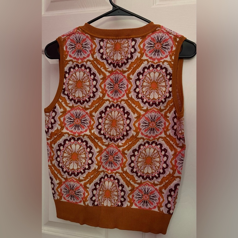 Philosophy Rust and Pink Knit Vest - Picture 2 of 3